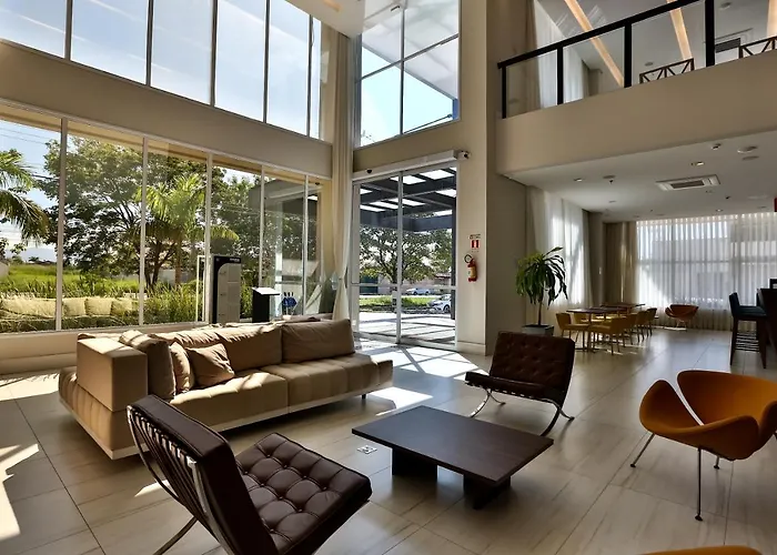 Summit Suites Hotel - Pindamonhangaba